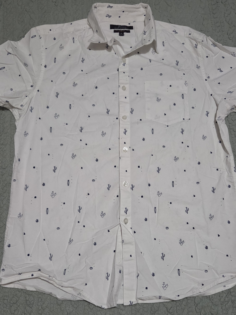 Marc Anthony White Short-Sleeve Button-Down Shirt with Navy Cactus Print